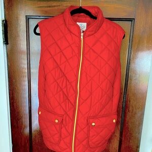 Fab Women’s Plus Size vest with gold zipper. Size 2X